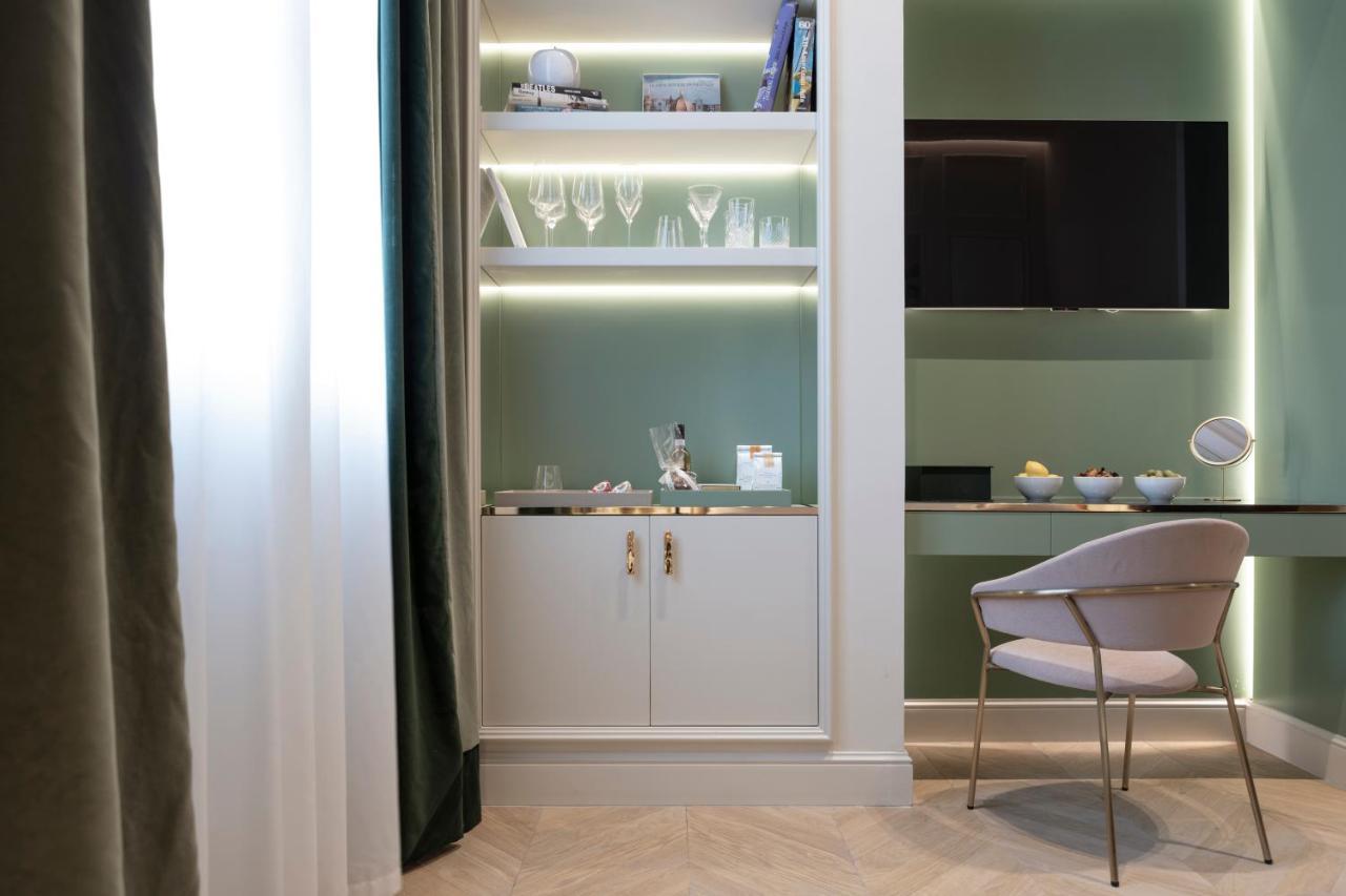 Double Room,1332906809:JPEG